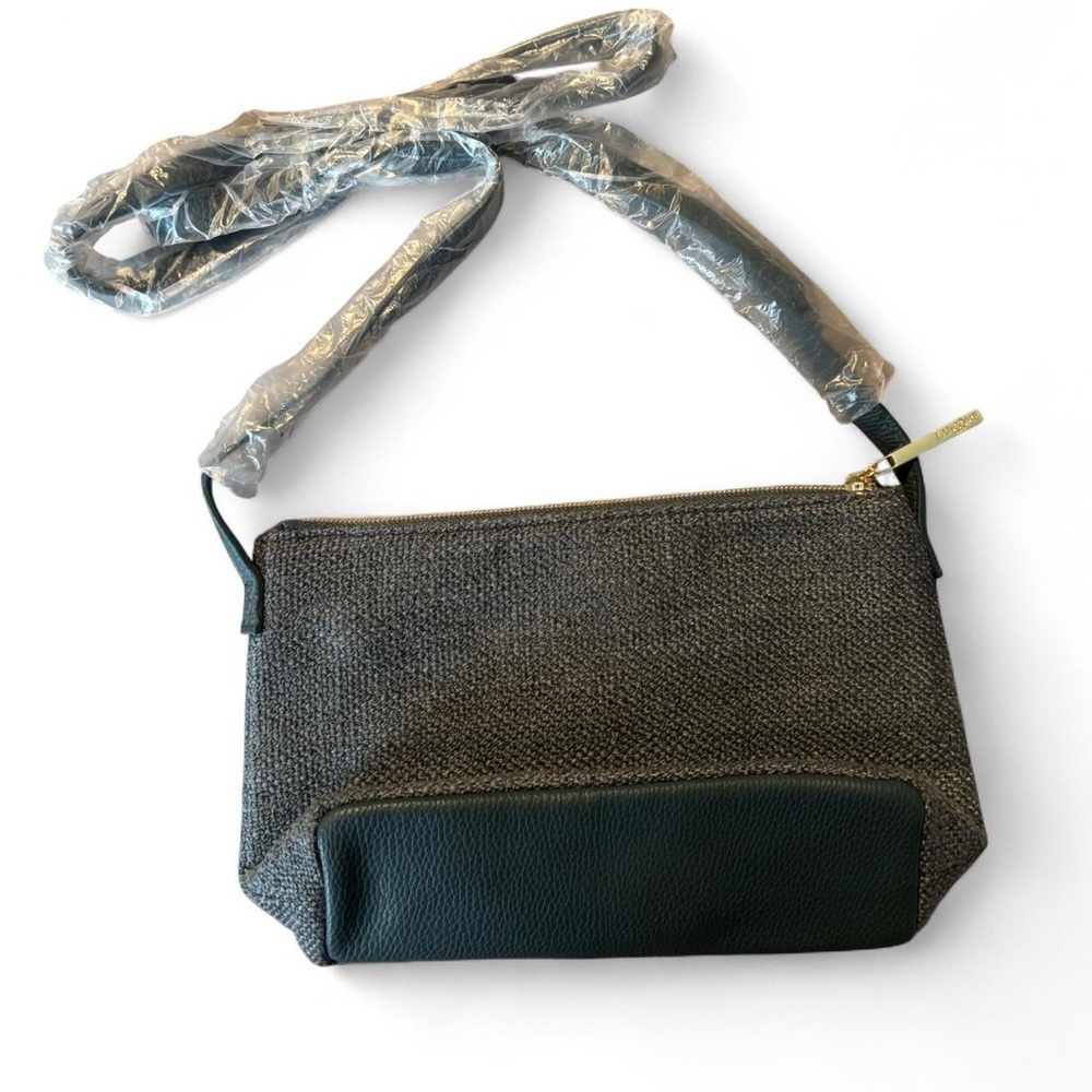 !! NWOT !! Lancôme Paris Cross Body Bag
